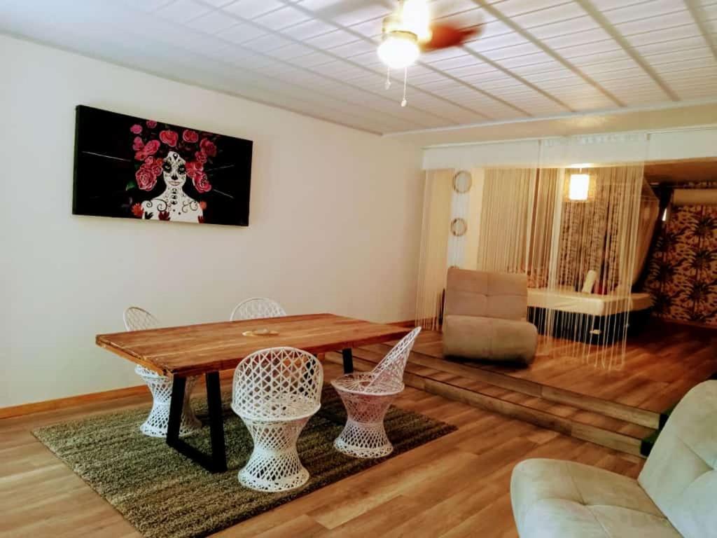 Space One Manuel Antonio Room photo